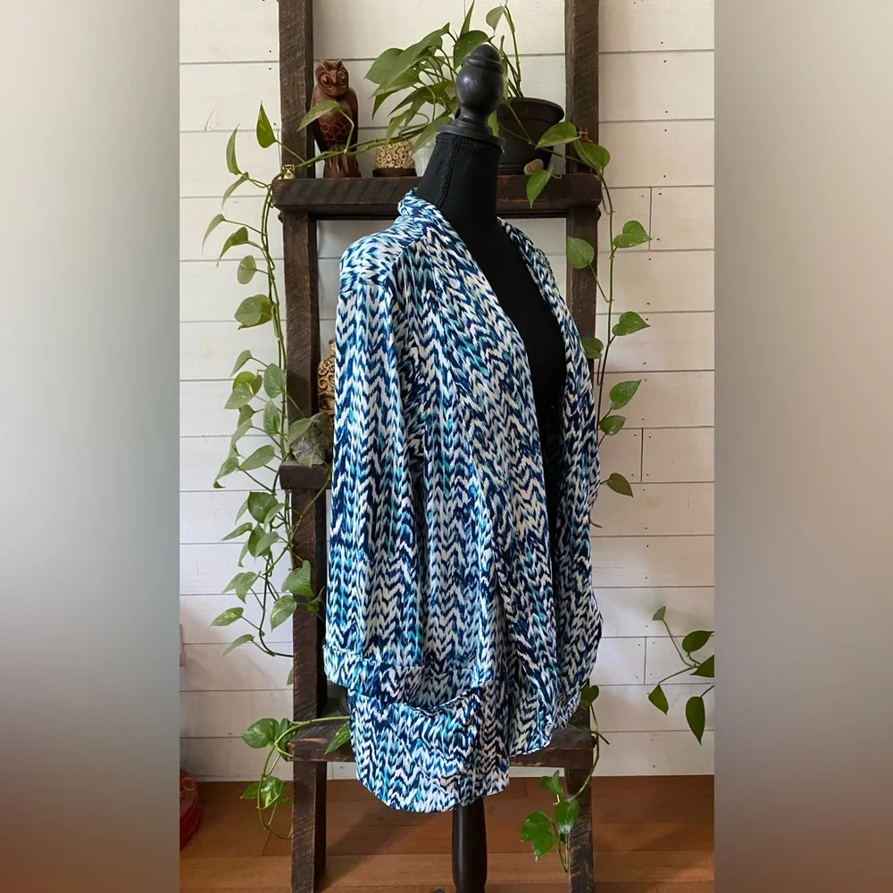 Robert Louis: Blue and White Coastal Grandma Cardigan with Flowing Silhouette
